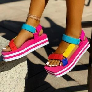 Stripe Bandage Design Multicolor Platform Sandals